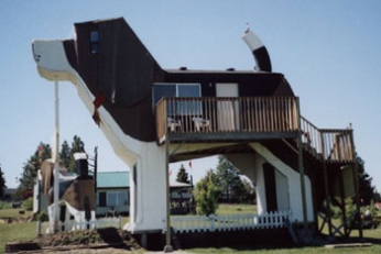 Dog Bark Park Inn, США: отель-собака Dog Bark Park Inn, США: отель-собака